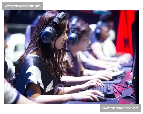 当电竞规则遇上人性弱点,裁判如何做到“不偏不倚” 当电竞规则遇上人性弱点,裁判如何做到“不偏不倚”